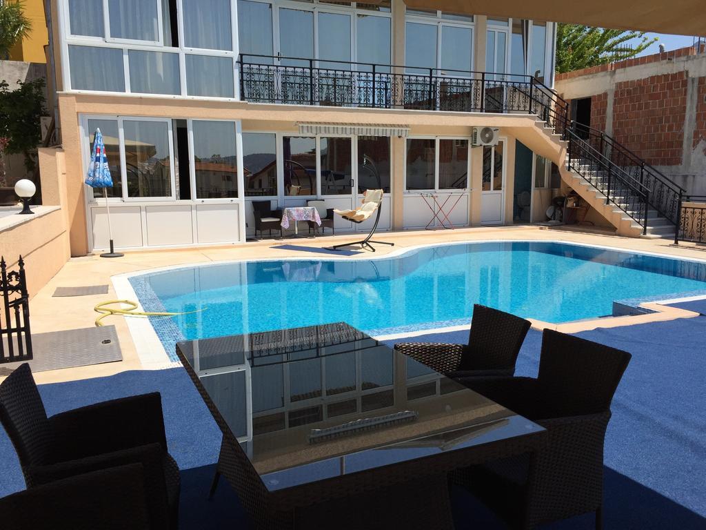 Apartments Nensy Bar Exterior photo